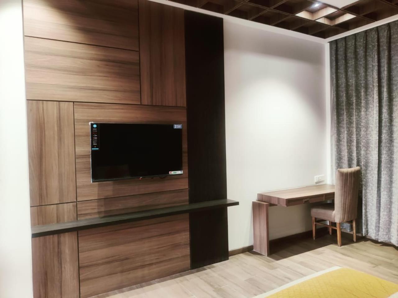 Nirvana Grand Hotel & Resort 伽耶 外观 照片